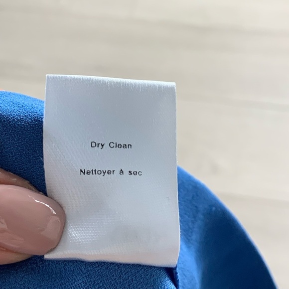 Aritzia Babaton Elwood Blue High-rise Shorts - Picture 7 of 11